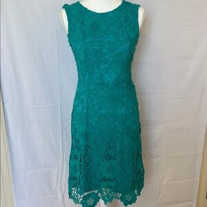 Chic Teal Lace Midi Dress
